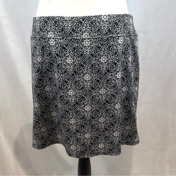 Tranquillity by Colorado Clothing black and white print active skirt size large - Picture 4 of 6